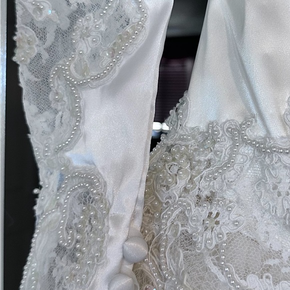 HANDMADE SILK WEDDING DRESS CATHEDRAL TRAIN - Picture 13 of 14